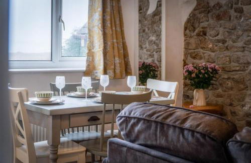 Tide & Tee - 2 Bedroom Apartment - Penally - Tenby - Photo 15