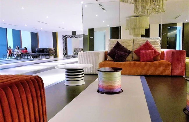 Oasis Regency at Acqua Livingstone near Rockwell - Foto 2