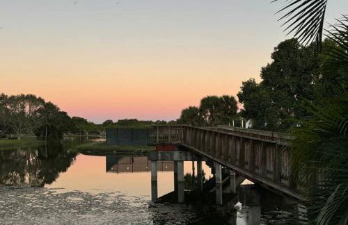 Private Cottage in West Palm Beach Florida - Photo 9