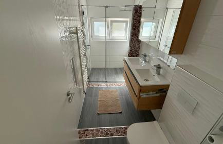 House in Sarstedt! contactless check-in - Foto 2