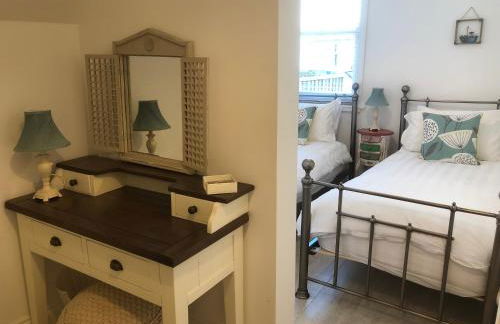 Jurassic View Apartment - Photo 57