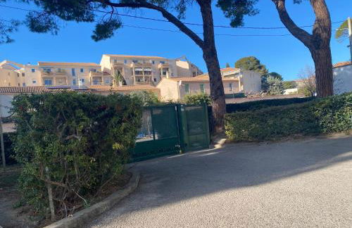 Chaleureux T3, Jardin, Parking, proche tramway - Foto 12