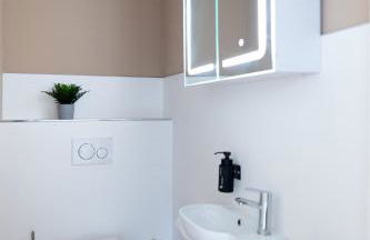 CABANA - Deluxe City-Center - kostenloser Parkplatz - Balkon - WiFi - Zentral - Photo 12