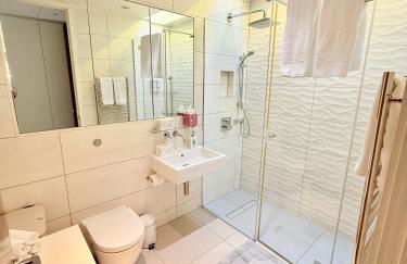 Central London Designer Home w Game Room and AC - Foto 11