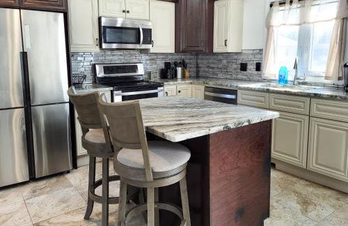 Spacious 2-BR 1-Bath King suite! - Foto 12