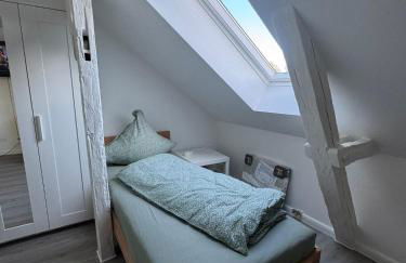 Modern Eight - Photo 5