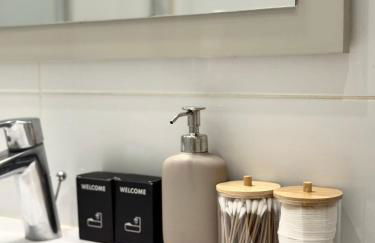 Arc de Triomphe 5 minutes away by walk - Foto 10