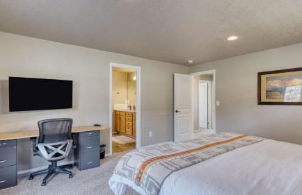 Old Mill Getaway by Avantstay Private Backyard w/ Hot Tub - Foto 44