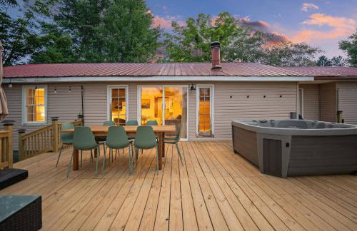 10min to NRG | Hot tub | Sauna | Firepit | 4br 3ba - Foto 44
