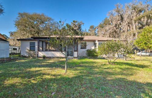 Private Dock Lake Rousseau Retreat! - Foto 29