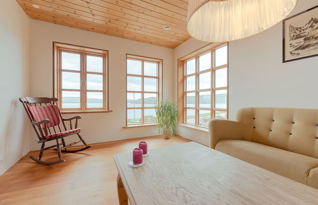 Nordic Serenity | Amazing Sea And Mountain View - Foto 9