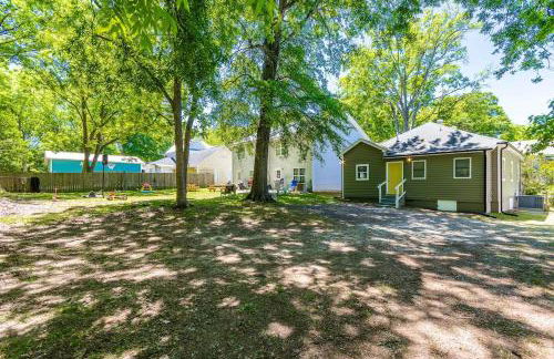Renovated house close to Dtown Durham w king bed - Photo 30