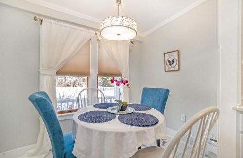 Newly Renovated Cottage 5 mins from Beach! - Foto 14