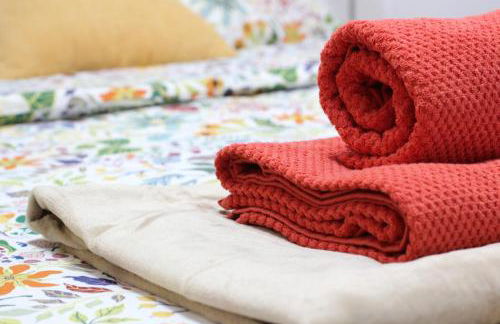 Piso coqueto con PARKING y BALCON - Foto 24