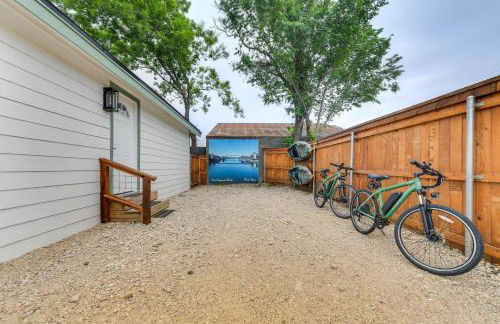 2 Mi to Dtwn Chic Waco Studio with Fire Pit! - Foto 22