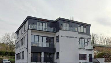 Contemporary apartment Great Location with private car park - Foto 5