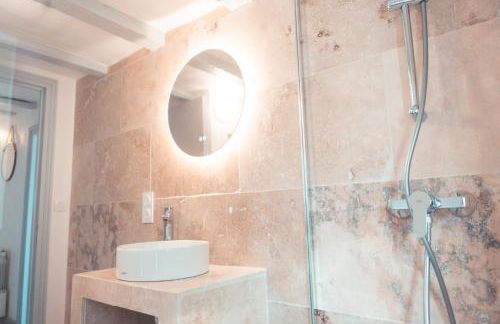 Le Nid dAigle - Spacieux logement sous les toits - Foto 26