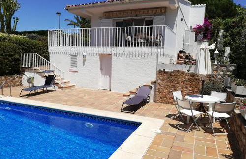 Xalet a primera linea de mar - Foto 1