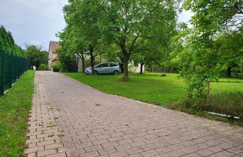 Große ruhige Ferienwohnung in Segringen, Dachterasse, Fernblick vom Grundstück - Foto 3