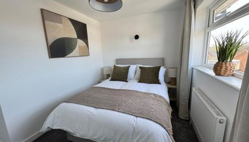 Modern & Spacious Home in Exeter - Smart TV & Xbox - Foto 2