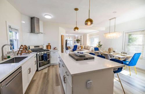 Luxury Living, Walkers Paradise, Hidden Oasis - Foto 14