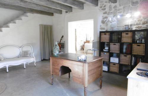 Le petit mas en provence avec piscine - Photo 11