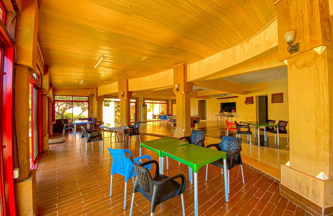 Royal Beachfront Apartments - Foto 13