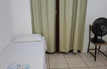 CASA DE HOSPEDAGEM FLORES PARATY 700 METROS DO CENTRO COM CAFÉ da MANHÃ - Foto 15