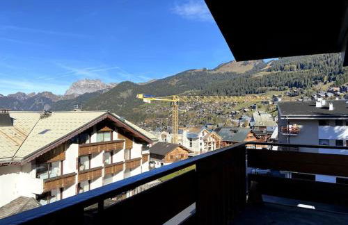 Appart 3ch. entièrement rénové au coeur de Châtel - Foto 8