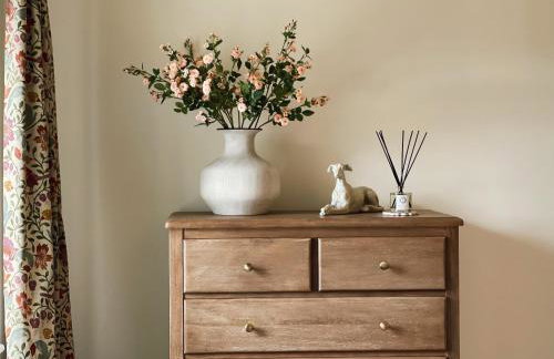 The Little Chantry - Hot Tub, Riverside, Pet Friendly - Foto 13