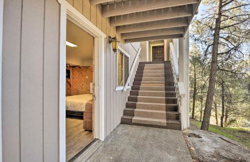 Luxe Escape with Decks, Mtn Views, Game Room! - Foto 35