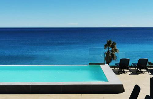 Pearl Beach - Rooftop Pool Seaside - Photo 19