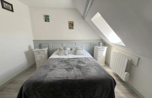 Gîte Jeanne familial - calme - parking - Foto 17