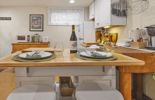 Large private 1 bedroom apartment in prime Seattle neighborhood near UW - Foto 3