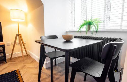 7 The Royal Serviced Apartments Harwich, Fair WiFi, Private Parking - Foto 6