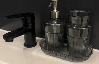 Luxurious houseboat for up to 4 people - Photo 13