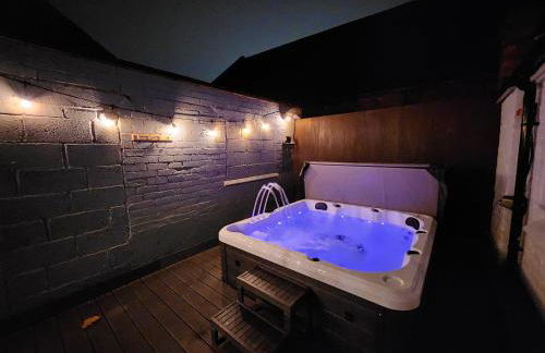 Derby City Centre Apartment With Roof Top Hot Tub - Foto 9