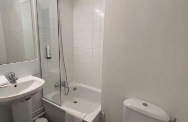 The Originals Residence Appart'Hôtel Lauréades Clermont-Ferrand Centre Jaude - Foto 14