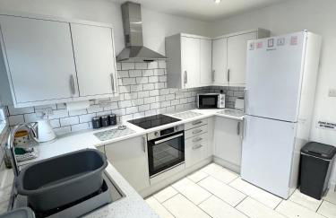 Llangranog house modern comfy house near BPW - Photo 1