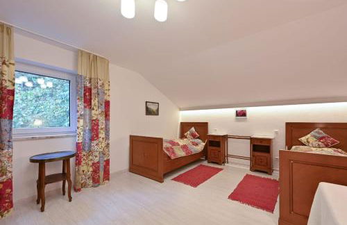 Ferienwohnung Landhaus Helga unterm Schloss - Foto 11