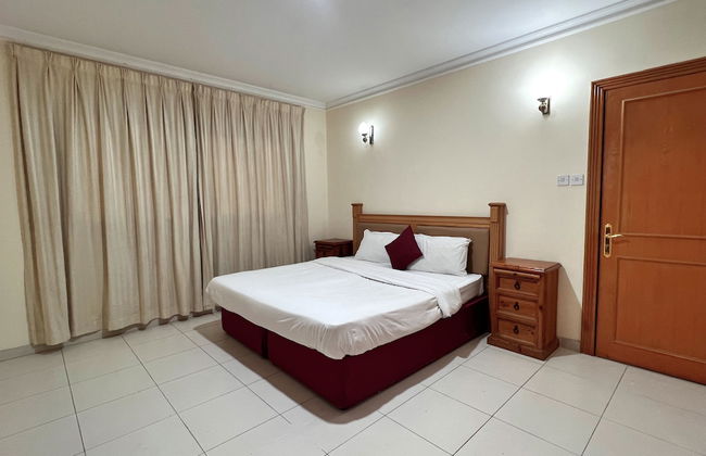 Diamond Apartments - Photo 2