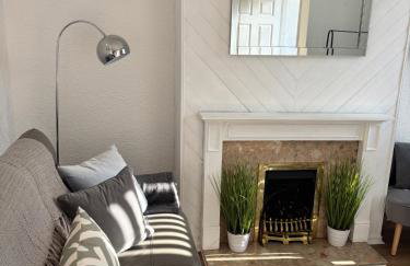 Cozee 2-bed in WV11 ideal for long work stays & relocation cls to New cross hospital M54&M6 - Foto 4