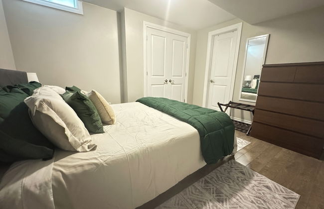 Mississauga Manor - Meadowvale - Foto 10