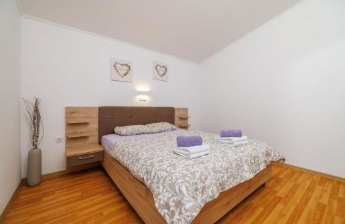 Apartments By the sea in Lopar - Photo 74