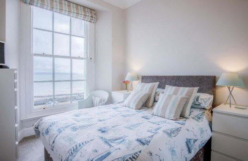 Belle Vue Court - 2 Bedroom Apartment - Tenby - Photo 22
