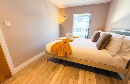 INACTIVE The A 1 Bedroom Apartment by AltoLuxoExperience Short Lets & Serviced Accommodation with Parking & Wifi - Foto 16