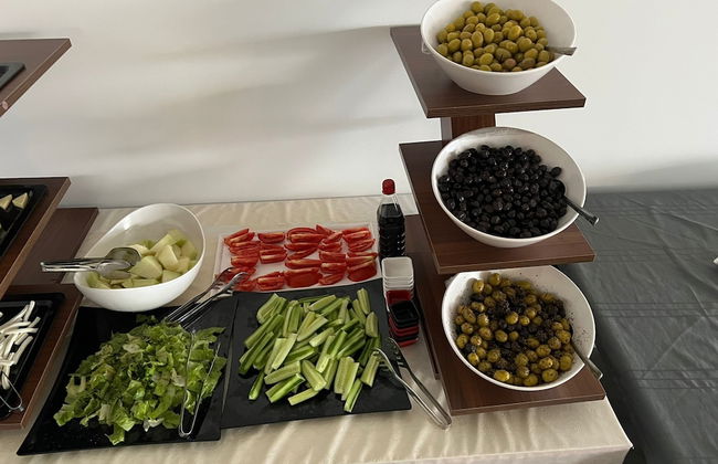 Rena Grand Residence & Suite - Photo 29