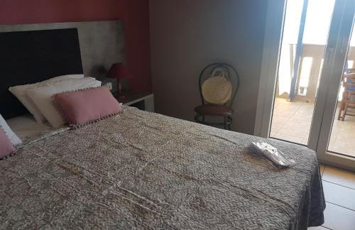 Evangelia - Photo 57