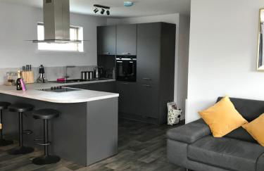 Apt 2, Frasers Close - Foto 7