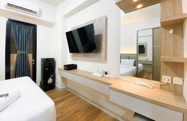 Comfort And Cozy Stay 1Br At The Alton Apartment - Foto 2